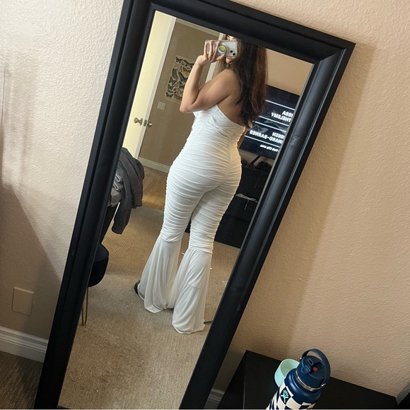 Fashion Nova Elegant White Backless jumpsuit - Picture 4 of 6